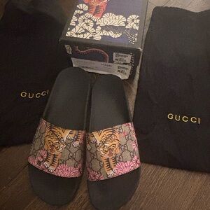 Gucci Black and Pink Tiger Sandals